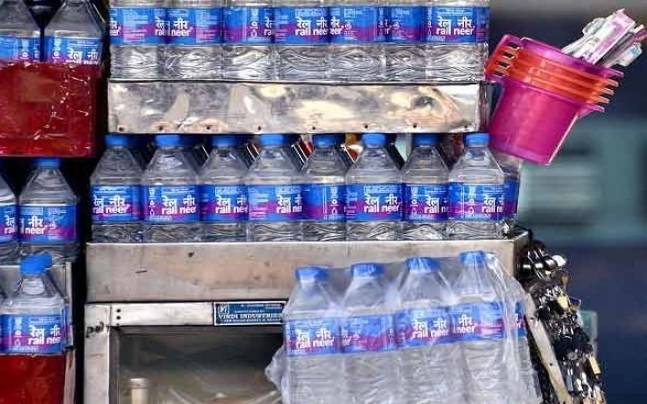 റെയില്‍നീര്‍ അഴിമതി: സി.ബി.ഐ റെയ്ഡില്‍ 20 കോടി പിടിച്ചെടുത്തു